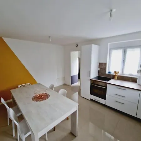 Maison Equipee Avec Jardin